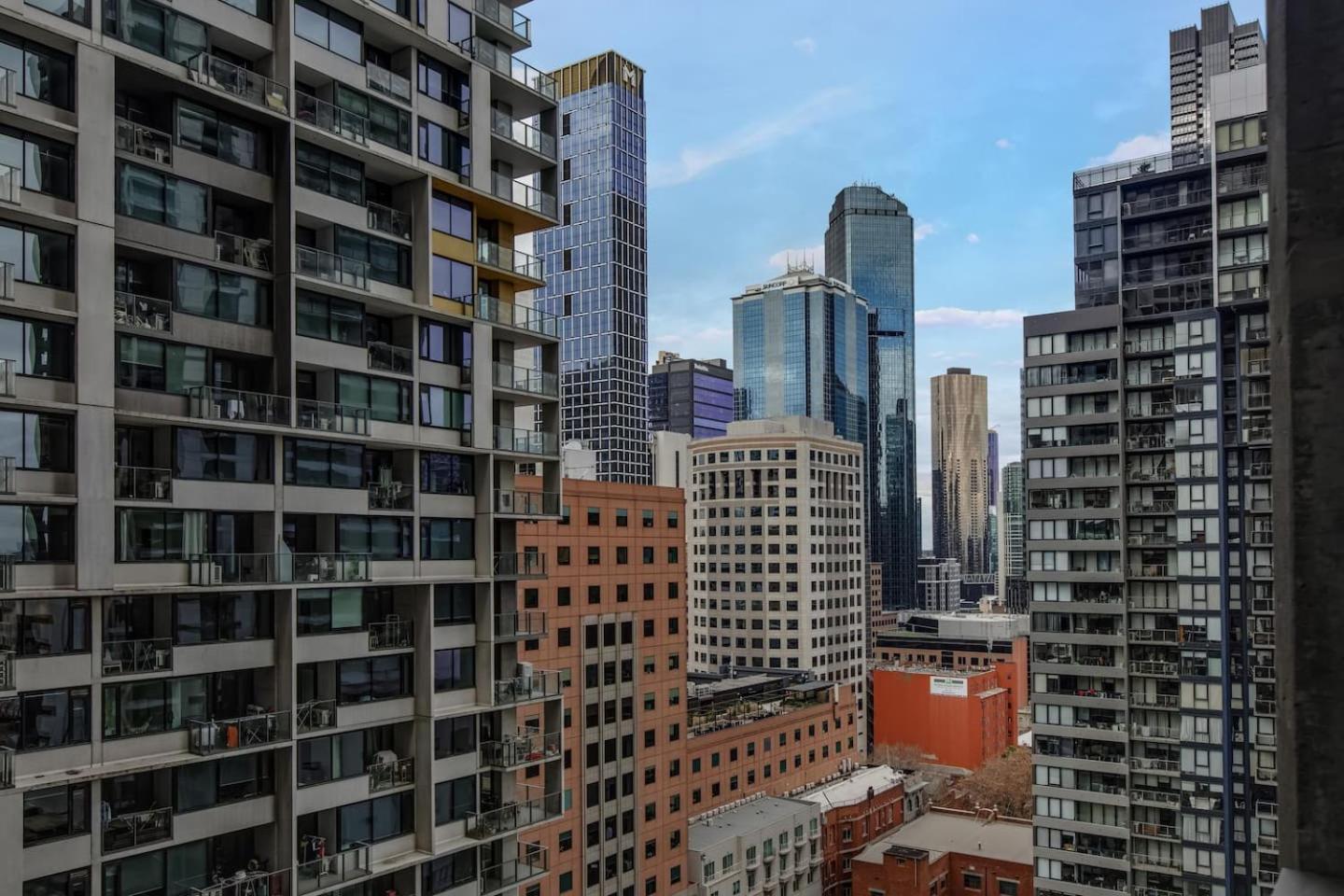 Metro Muse - Minimalist Chic For Couples In Cbd Apartment Melbourne Exterior photo